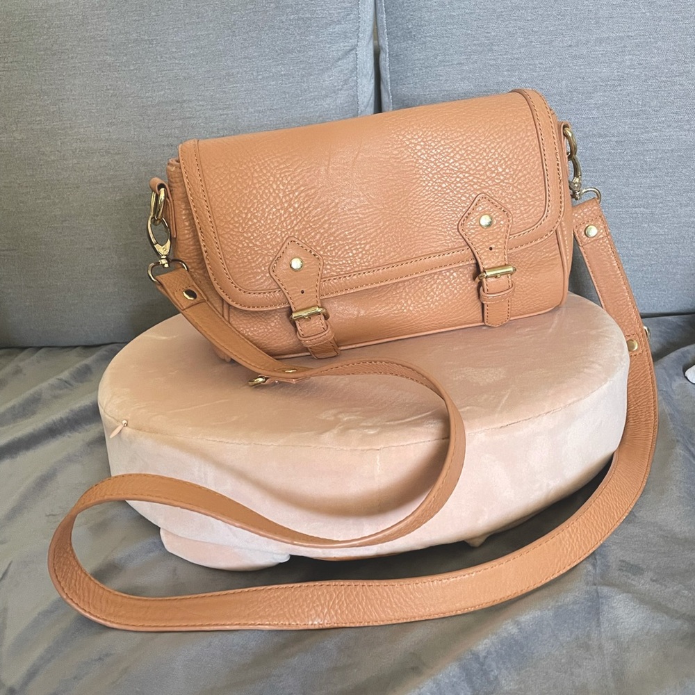 BCBGenration Messenger Crossbody Bag. Tan color. Size: 10” x 7” x 3.5”
